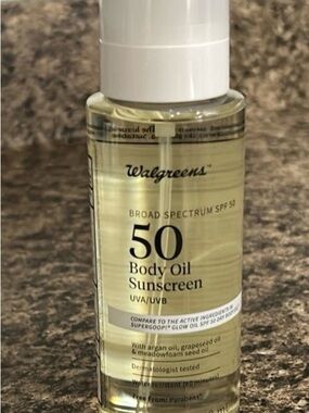 Walgreens SPF 50 Body Oil Sunscreen - Clear/Light Yellow